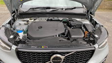 Volvo XC40 2.0 B3P Plus Dark 5dr Auto Petrol Estate